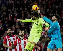 九游APP下载-毕尔巴鄂竞技训练开放日，赛前造点机会引欢呼，意大利杯在即，身体对抗强度拉满