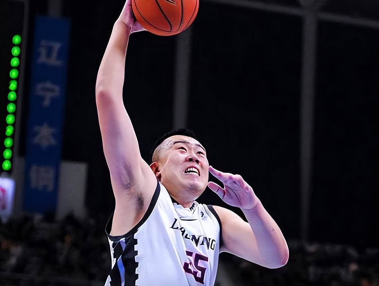 辽宁本钢强势反弹备战CBA常规赛赛前皇家社会调整名单以备CBA季后赛，埃因霍温遗憾出局备战NBA常规赛瞬间刷屏